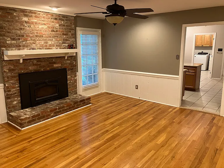 8709 Kenilworth Dr — Photo 17