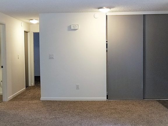 4th image of 301-415 NE 104th Ave #411