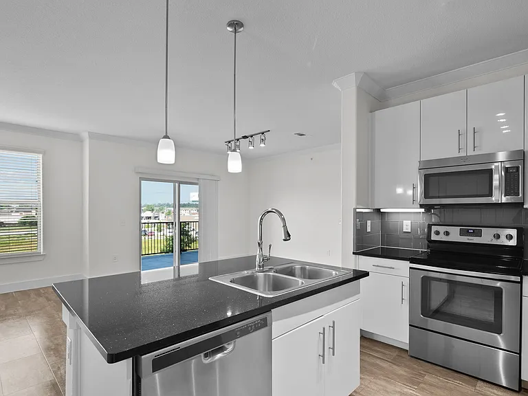 Floor Plan 6 Kitchen | Conroe Apartments | The Towers Woodland Floor Plan 6 Kitchen | Conroe Apartments | The Towers Woodland