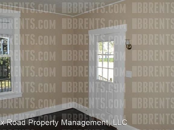 3rd image of 904 5th Ave