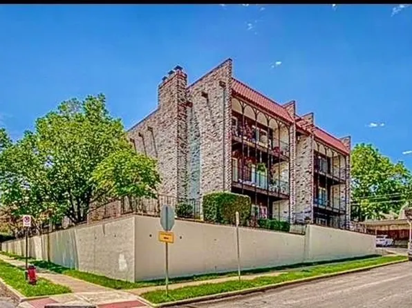 111 E 50th St APT B, Kansas City, MO 64112