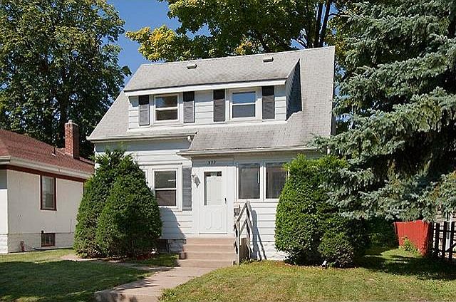 1st image of 377 Cretin Ave S