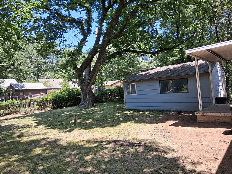 737 S Drury Ln — Photo 10
