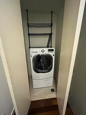 Rented by Nooklyn NYC LLC | media 27