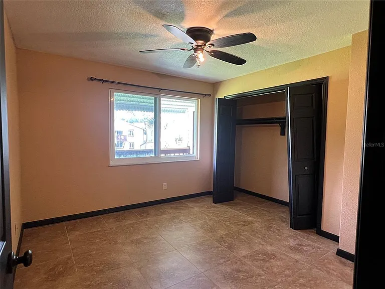 22481 Westchester Blvd #B27 — Photo 20