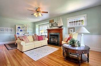 2nd image of 917 3rd St