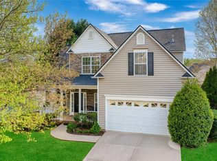 606 Greening Dr, Simpsonville, SC 29681