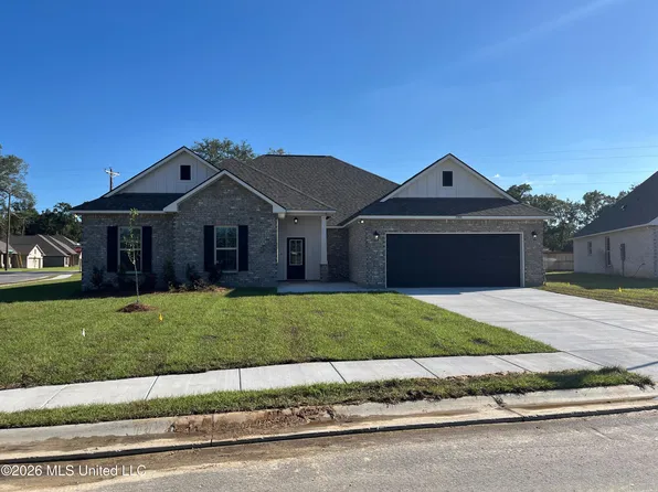 5801 Tile Fish Dr, Ocean Springs, MS 39564