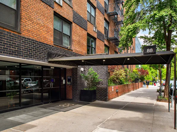88 Bleecker Street 6C image 8 of 8