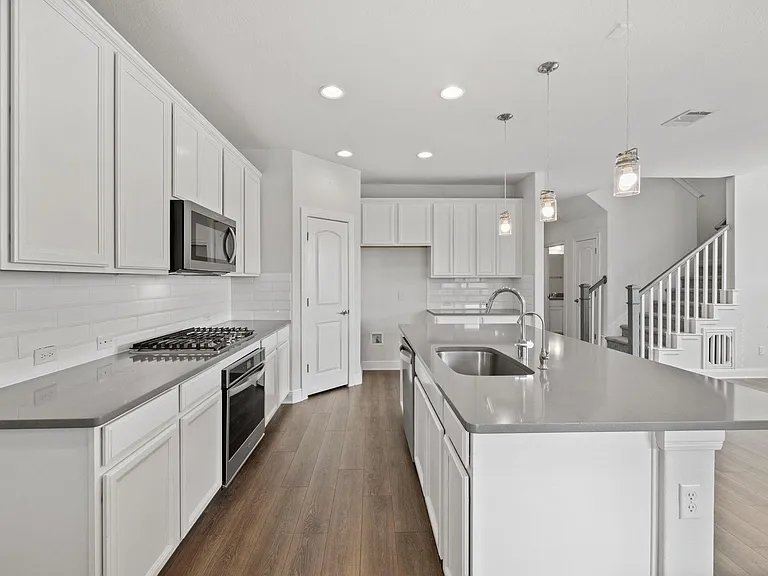 138 Fern Dr — Photo 17