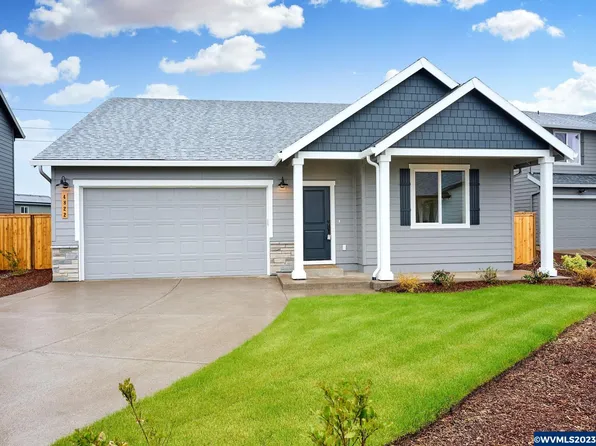 4822 Flight Ave NE, Salem, OR 97305