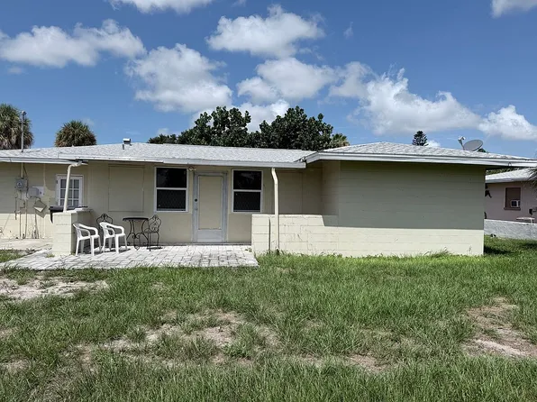 6031 Dartmouth Dr, Bradenton, FL 34207