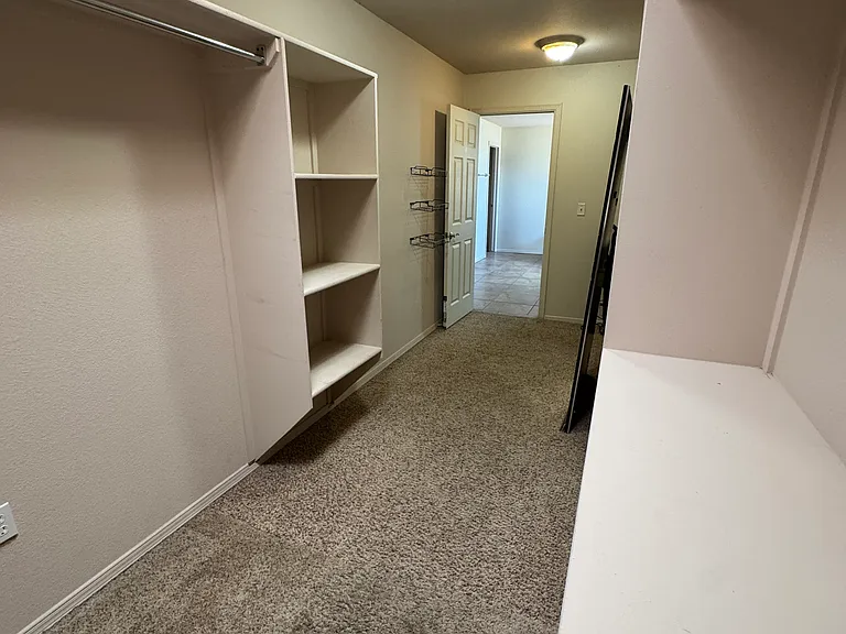 5152 Comanche Trl — Photo 16
