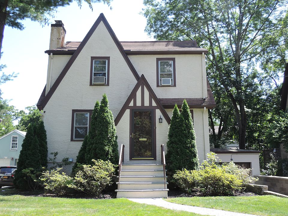 1st image of 39 Prescott Ave