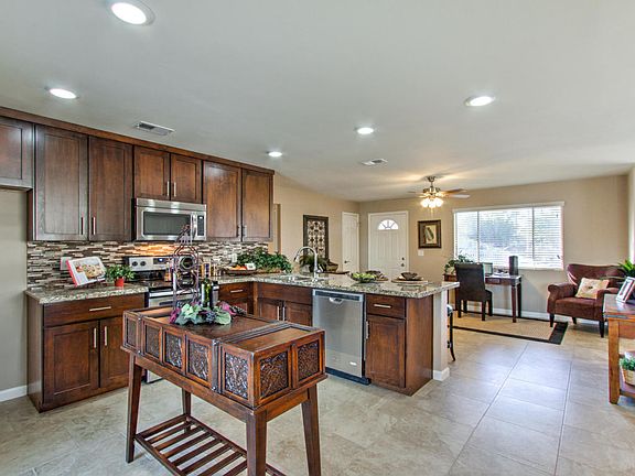 5th image of 7417 E Clovis Cir
