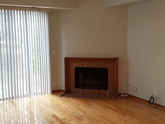 2nd image of 1560 Darien Lake Dr
