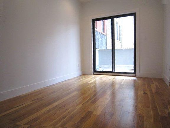 3rd image of 104 W 129th St APT 4