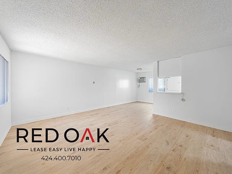 915 Mount Olive Dr #1 — Photo 7