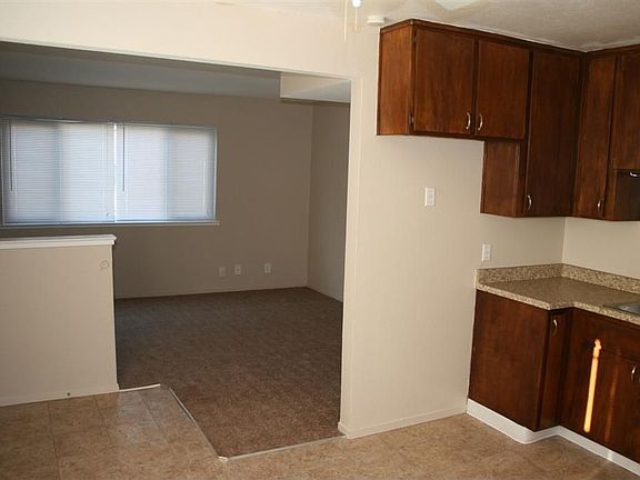 4th image of 2635 Alhambra Blvd