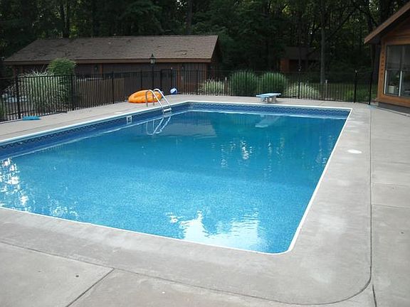 20 x 40 pool
