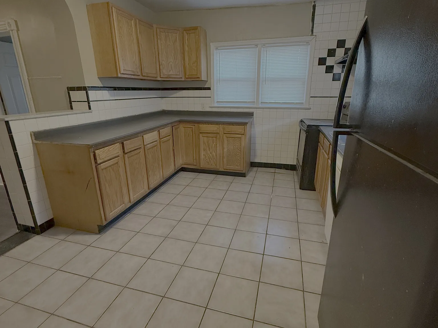 1913 West 2nd Street - 1 — Photo 3