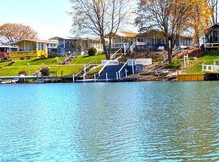 10001 E Goodall Rd #389, Durand, MI 48429