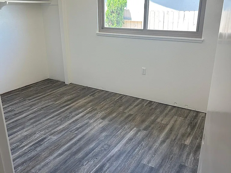 12687 Parish Rd — Photo 7