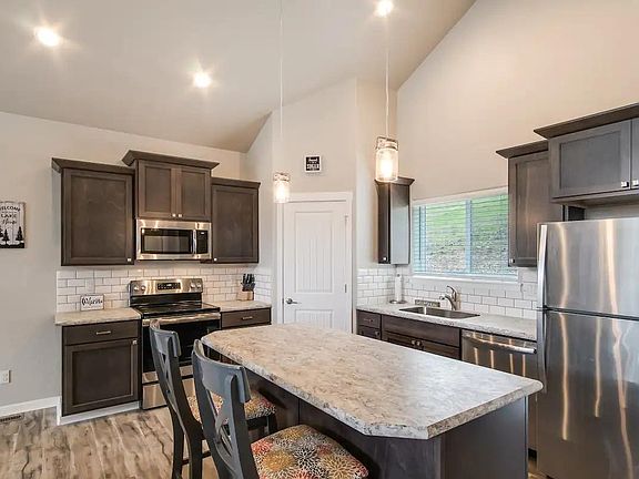 Lots of storage and large pantry