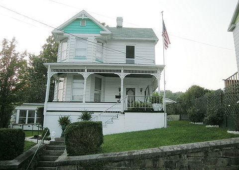 2nd image of 409 Vine St