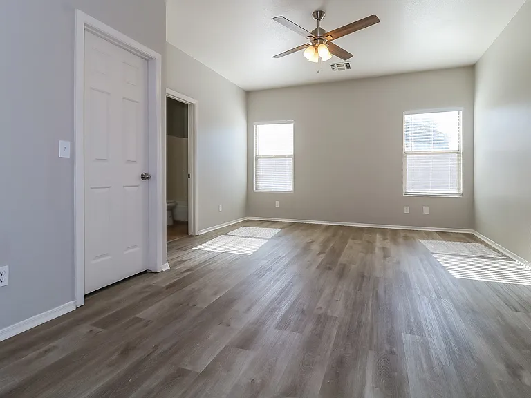 11823 W Roanoke Ave — Photo 11