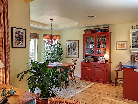 5th image of 2165 Birchwood Ln