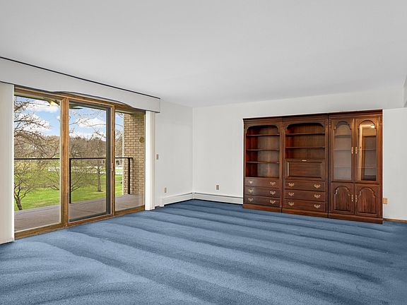 2nd image of 4370 Brookside Ct APT 203