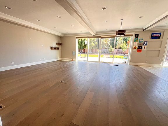 2nd image of 4078 Moreland Way