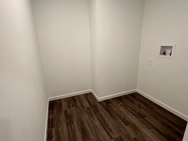 9131 Swiss Rd — Photo 16