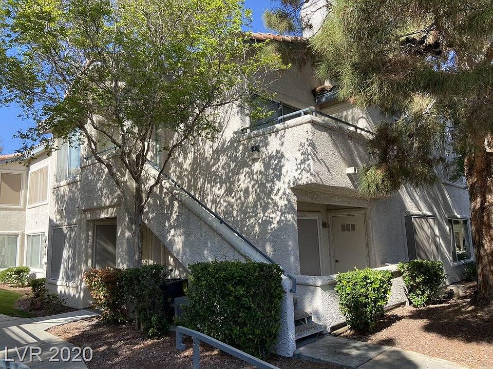 1st image of 3160 Tarpon Dr Unit 104