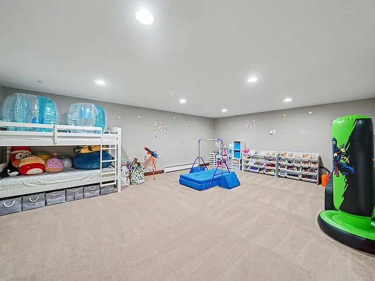 18145 Bakers Farm Rd — Photo 40