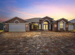 6024 NW Favian Avenue, Port Saint Lucie, FL 34986