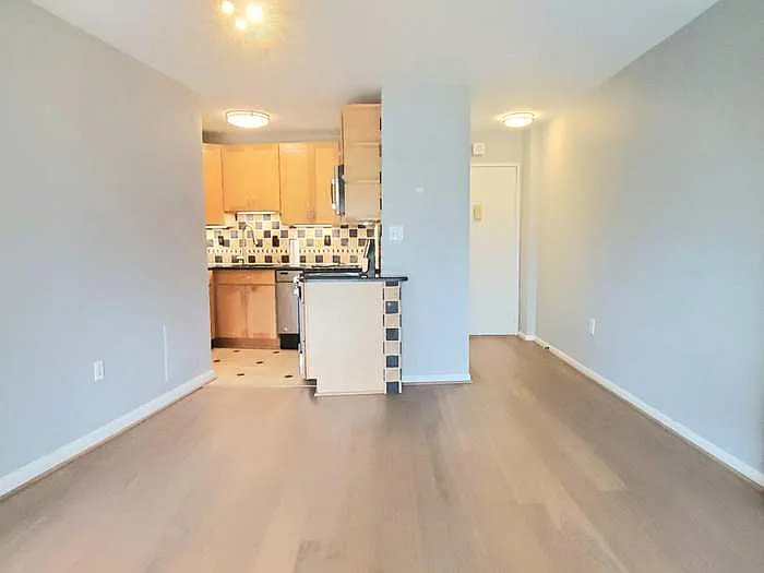 1239 Vermont Ave NW #604 — Photo 3