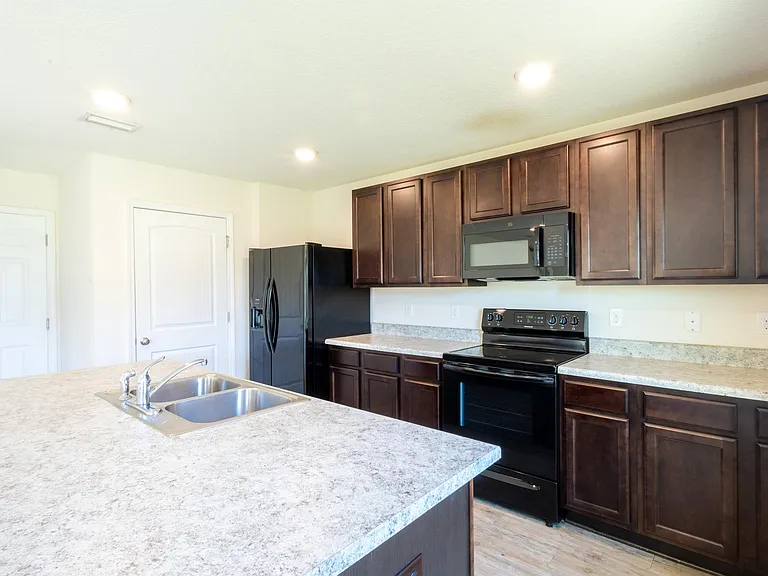 5888 Southern Bell Ct — Photo 20