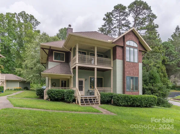 498 Rhododendron Ave, Black Mountain, NC 28711