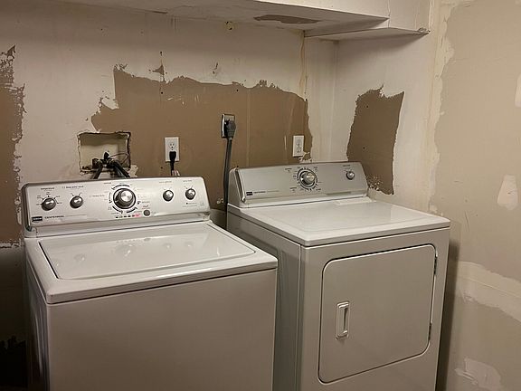 free in unit washer and dryer