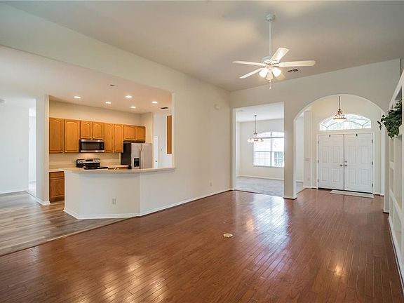 5th image of 1599 Chancellor Ct