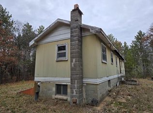 N9725 E Lynne Ave, Necedah, WI 54646