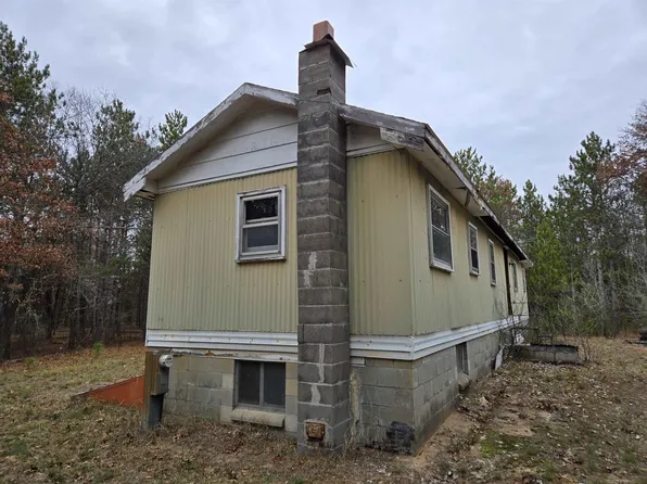 N9725 East Lynne Avenue, Necedah, WI 54646