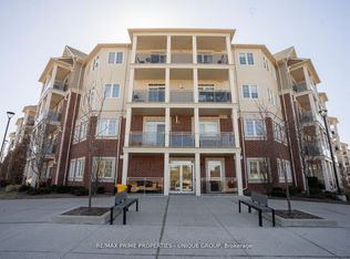80 Aspen Springs Dr #315, Clarington, ON L1C 0V4