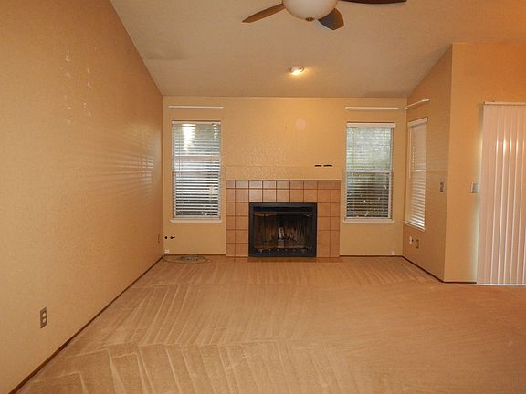 5th image of 1486 Deerfield Cir