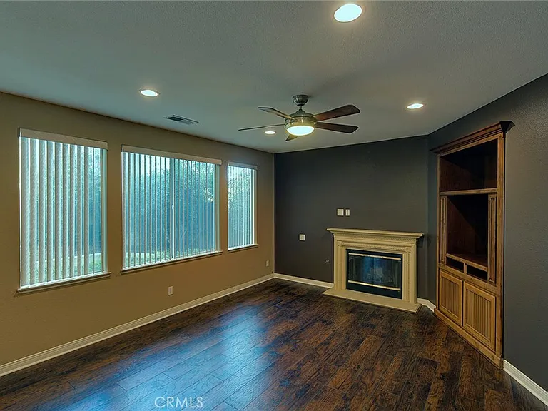 4520 Garden City Ln — Photo 6