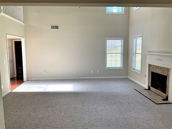 3rd image of 2632 Downing Park Dr SE