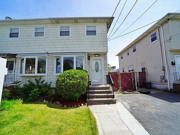 2nd image of 146 Hett Ave
