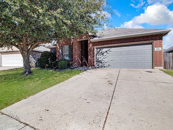 2nd image of 1624 Wickham Dr